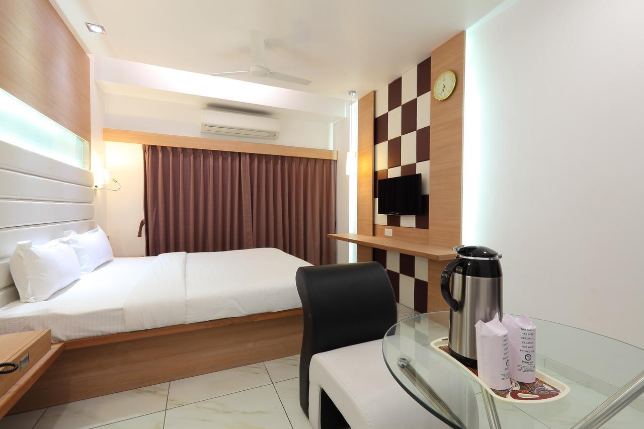 Hotel Pam Regency 3*